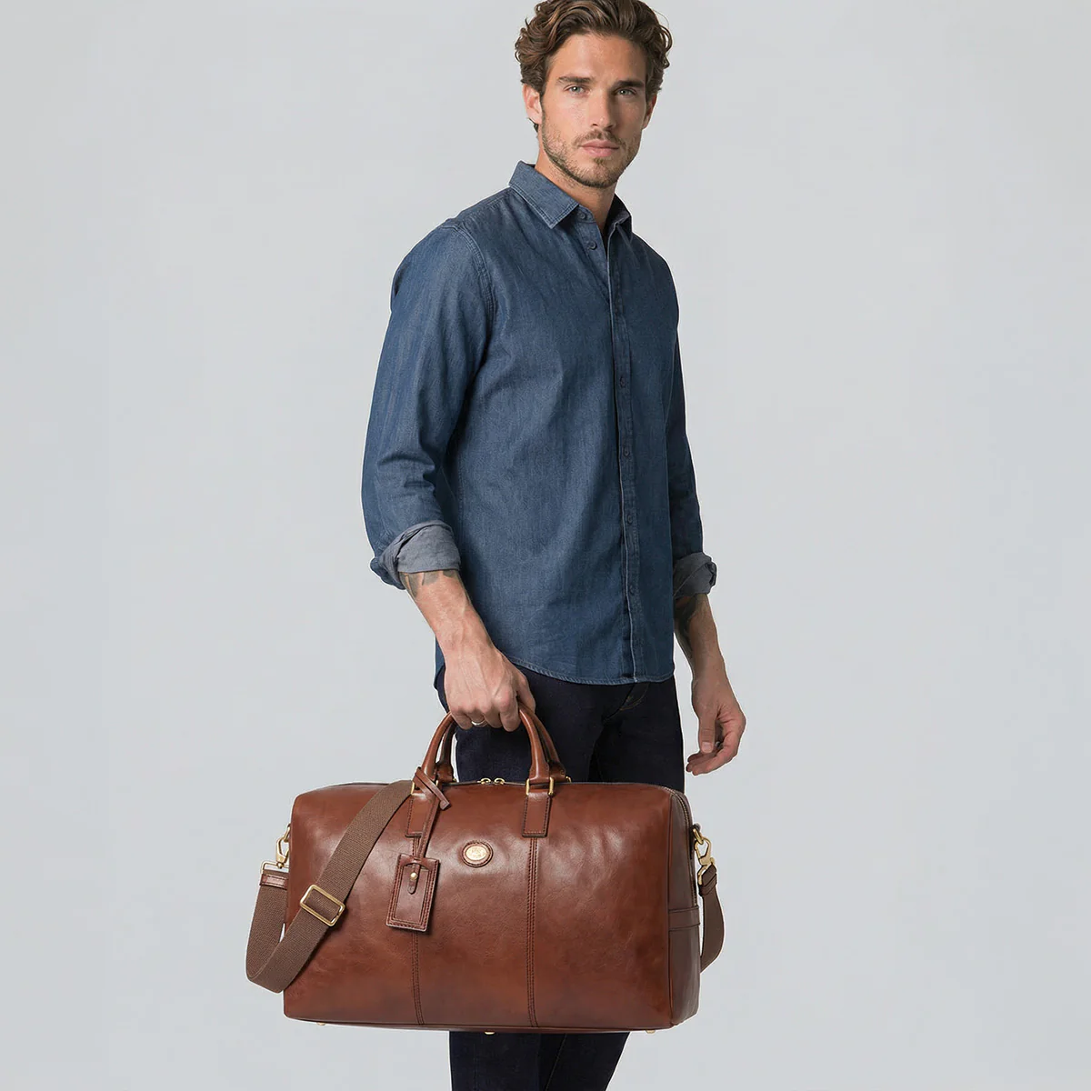 Leather travel duffle bag - Image 6